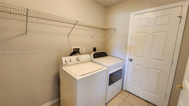 2001 SW Cranberry St -, Port St. Lucie, FL 34953