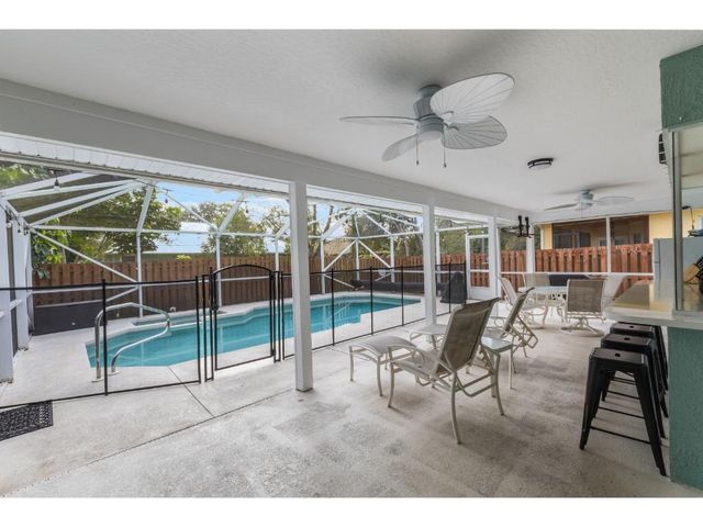 841 Williamson Avenue, Sebastian, FL 32958