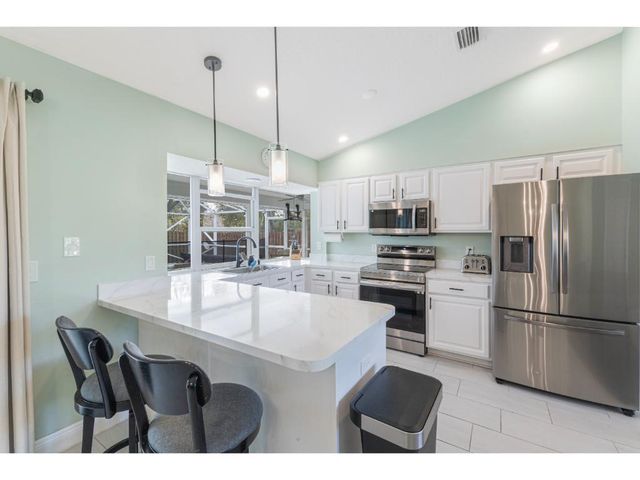 841 Williamson Avenue, Sebastian, FL 32958