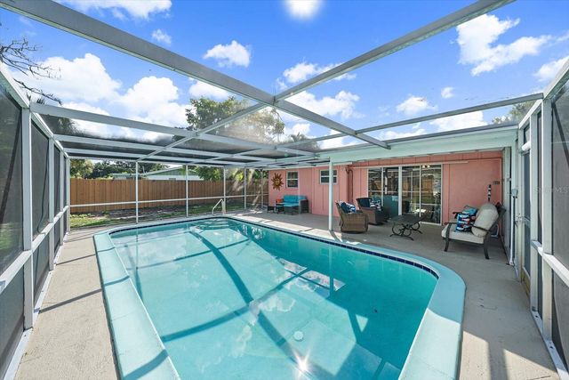 270 W SEMINOLE DRIVE, Venice, FL 34293