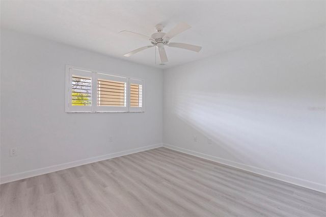 4480 OVERLOOK DRIVE NE 12, St Petersburg, FL 33703