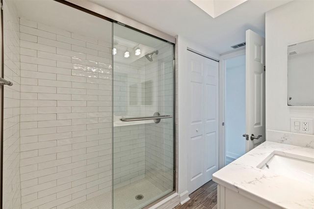 4480 OVERLOOK DRIVE NE 12, St Petersburg, FL 33703