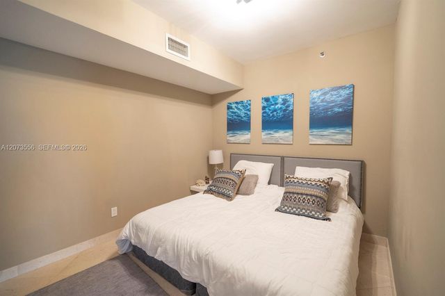 7000 Island Boulevard 608, Aventura, FL 33160