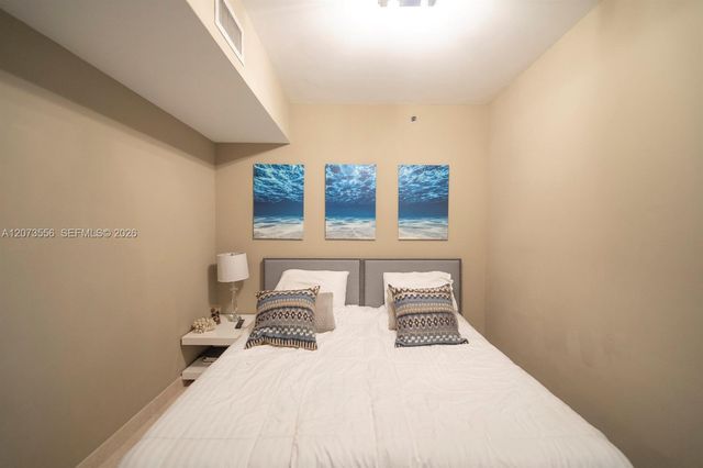 7000 Island Boulevard 608, Aventura, FL 33160