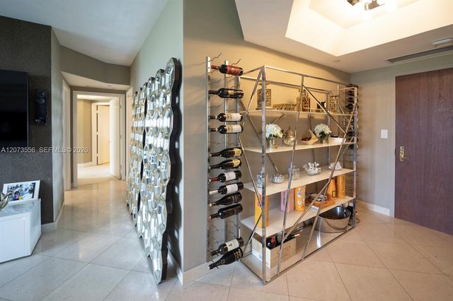 7000 Island Boulevard 608, Aventura, FL 33160