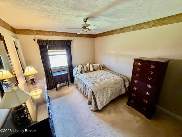 9203 Bermuda Ct, Crestwood, KY 40014