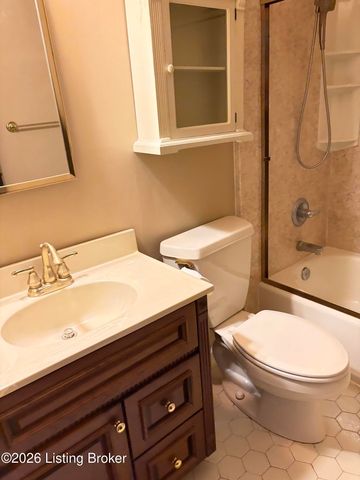 9203 Bermuda Ct, Crestwood, KY 40014