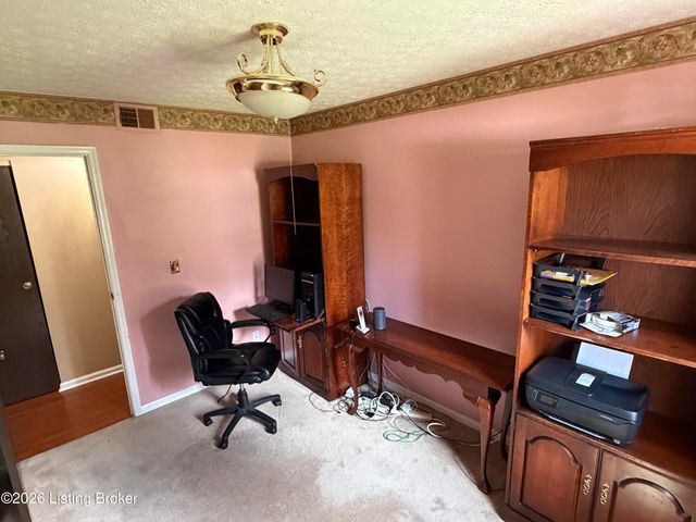 9203 Bermuda Ct, Crestwood, KY 40014