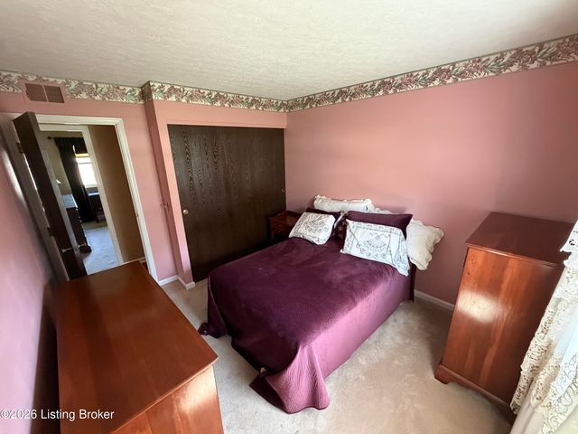 9203 Bermuda Ct, Crestwood, KY 40014