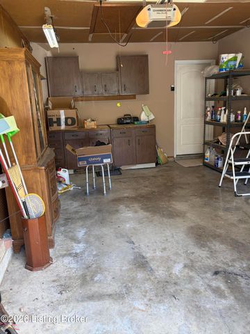 9203 Bermuda Ct, Crestwood, KY 40014