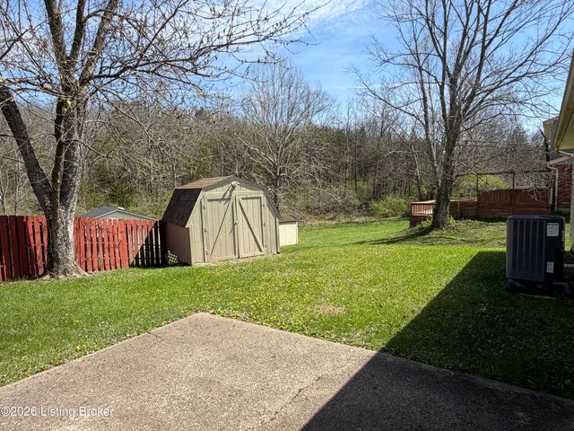 9203 Bermuda Ct, Crestwood, KY 40014