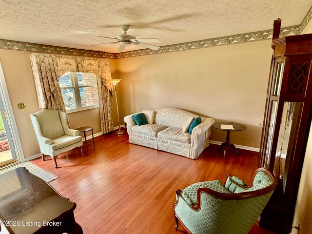 9203 Bermuda Ct, Crestwood, KY 40014