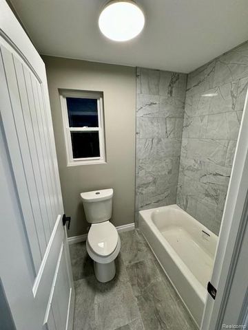 5573 Branch Street, Sterling Heights, MI 48310