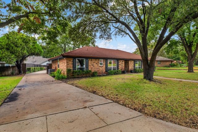 4345 Rota Circle, Fort Worth, TX 76133