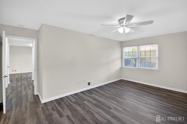 111 Keystone Court A, Woodbridge Proper, NJ 07095