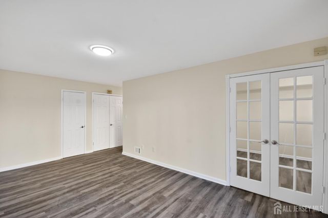 111 Keystone Court A, Woodbridge Proper, NJ 07095