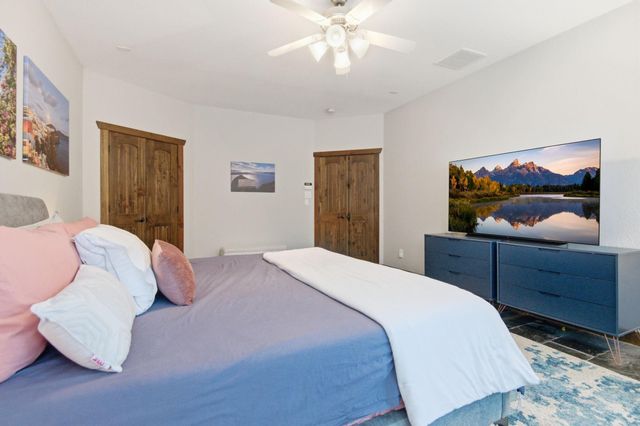 6203 Cash Oaks Drive, Spring, TX 77379