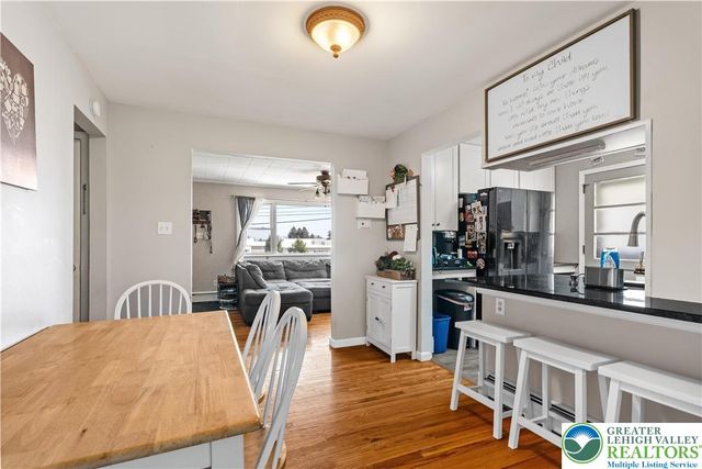 724 Krocks Court, Lower Macungie Twp, PA 18106