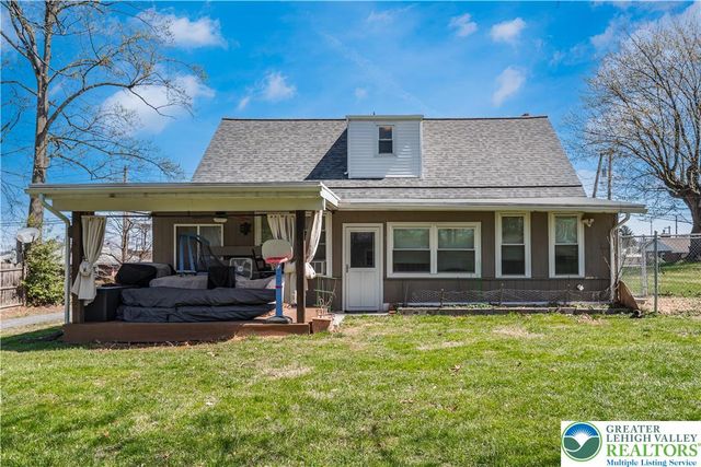 724 Krocks Court, Lower Macungie Twp, PA 18106