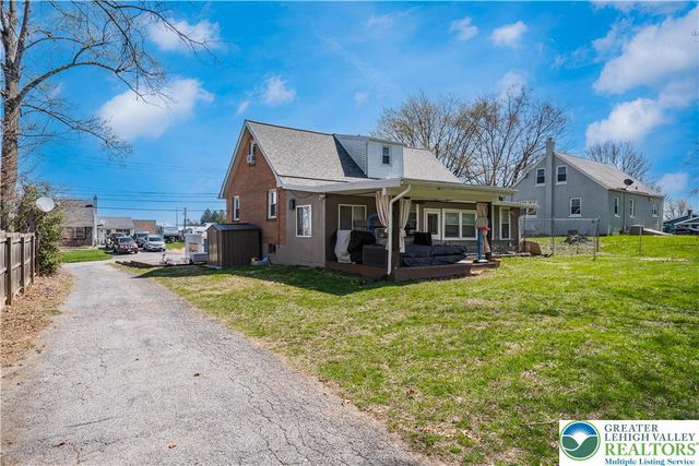 724 Krocks Court, Lower Macungie Twp, PA 18106