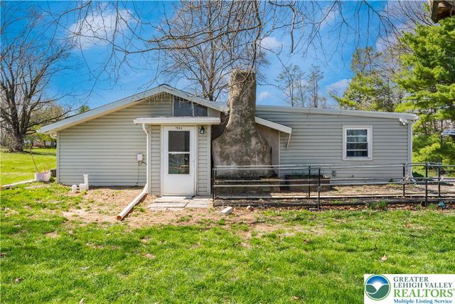 724 Krocks Court, Lower Macungie Twp, PA 18106