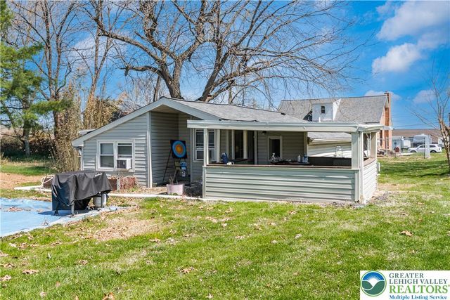 724 Krocks Court, Lower Macungie Twp, PA 18106