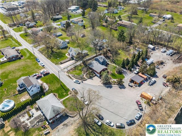 724 Krocks Court, Lower Macungie Twp, PA 18106