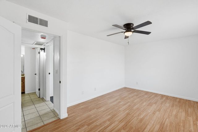 6943 W MONTEROSA Circle 1390, Phoenix, AZ 85033