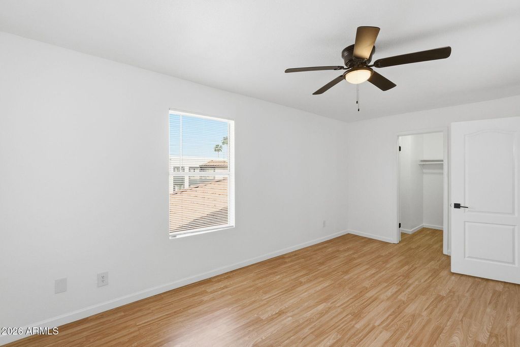 Image 18 of property listing at 6943 W MONTEROSA Circle 1390, Phoenix, AZ 85033