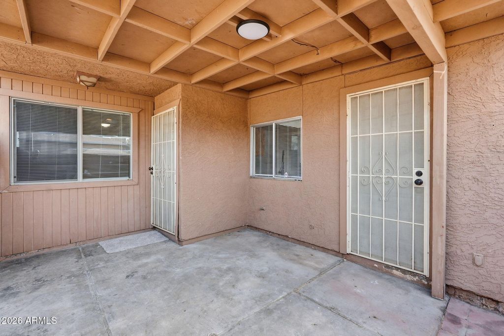 Image 27 of property listing at 6943 W MONTEROSA Circle 1390, Phoenix, AZ 85033