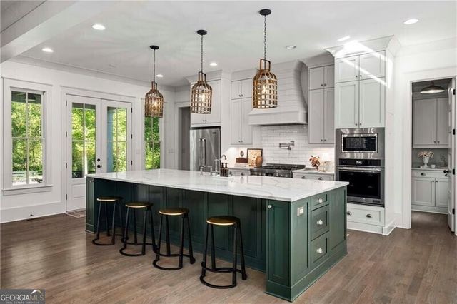 124 Long Shadows Drive, Alpharetta, GA 30004