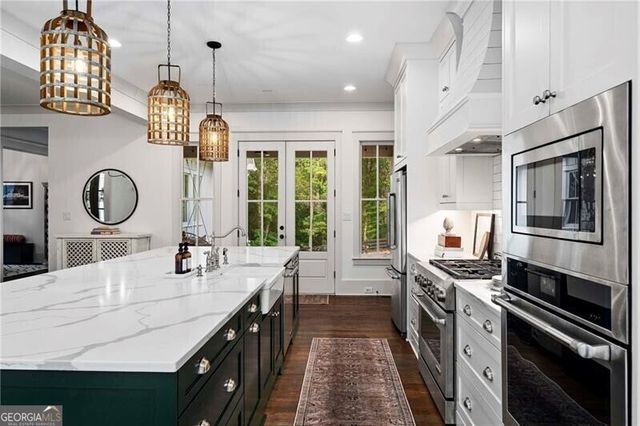 124 Long Shadows Drive, Alpharetta, GA 30004