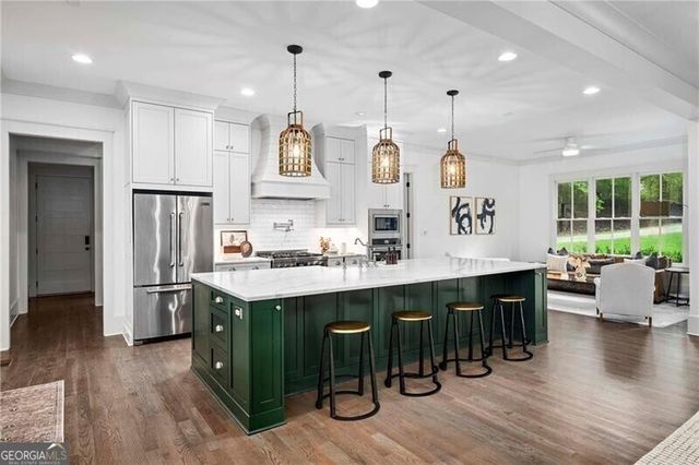 124 Long Shadows Drive, Alpharetta, GA 30004