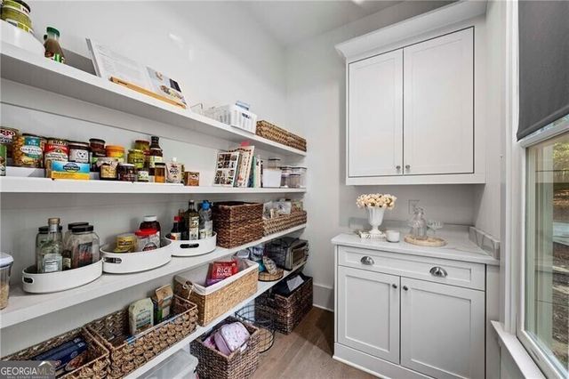 124 Long Shadows Drive, Alpharetta, GA 30004