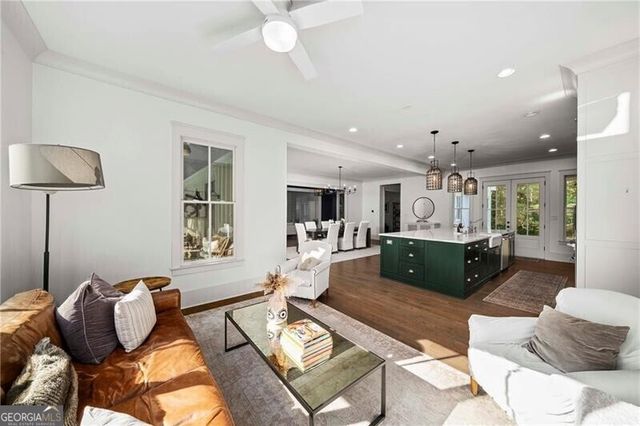 124 Long Shadows Drive, Alpharetta, GA 30004