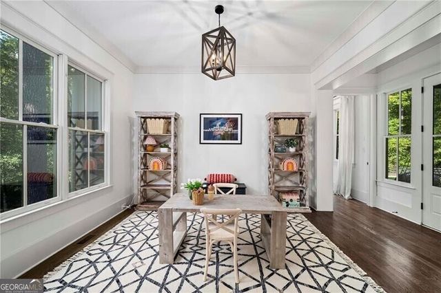 124 Long Shadows Drive, Alpharetta, GA 30004