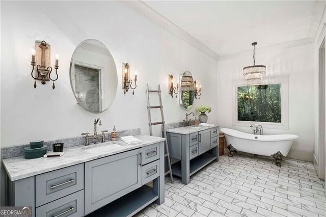 124 Long Shadows Drive, Alpharetta, GA 30004