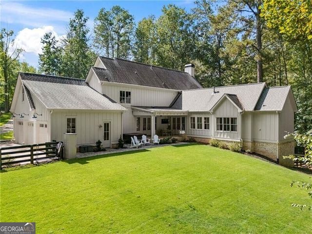 124 Long Shadows Drive, Alpharetta, GA 30004