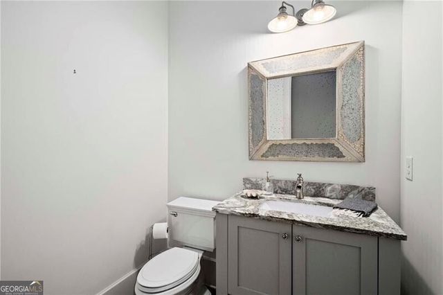 124 Long Shadows Drive, Alpharetta, GA 30004