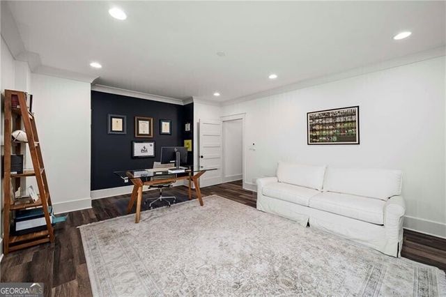 124 Long Shadows Drive, Alpharetta, GA 30004