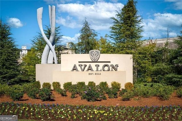 124 Long Shadows Drive, Alpharetta, GA 30004