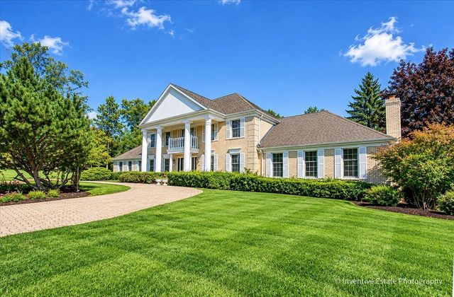 7 Willow Bay Drive, South Barrington, IL 60010