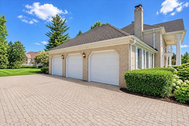 7 Willow Bay Drive, South Barrington, IL 60010