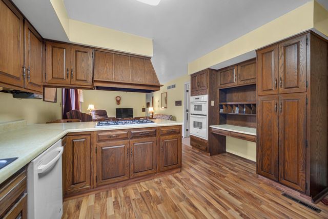 490 W Us Hwy 30, Valparaiso, IN 46385