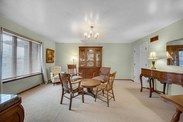 490 W Us Hwy 30, Valparaiso, IN 46385