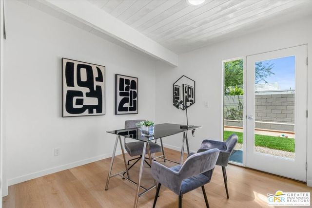 2839 N Davis Way, Palm Springs, CA 92262