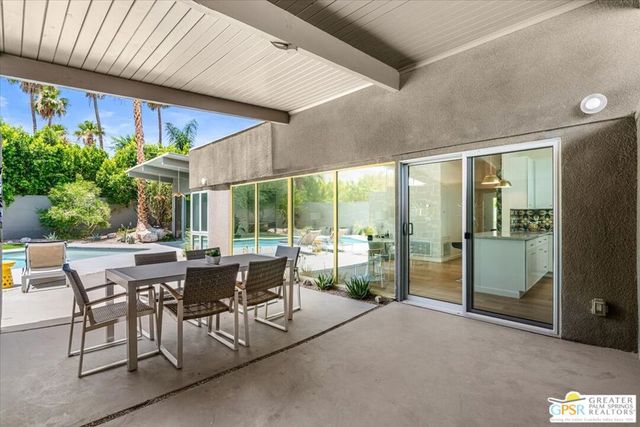 2839 N Davis Way, Palm Springs, CA 92262