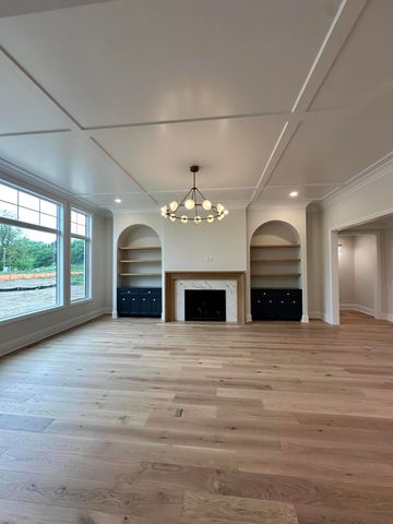 244 Barton Shore Drive 1, Barton Hills Vllg, MI 48105