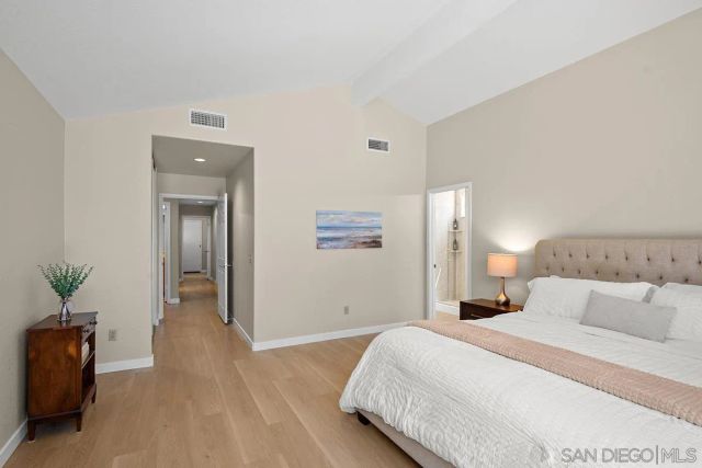 11821 Calle Parral, San Diego, CA 92128