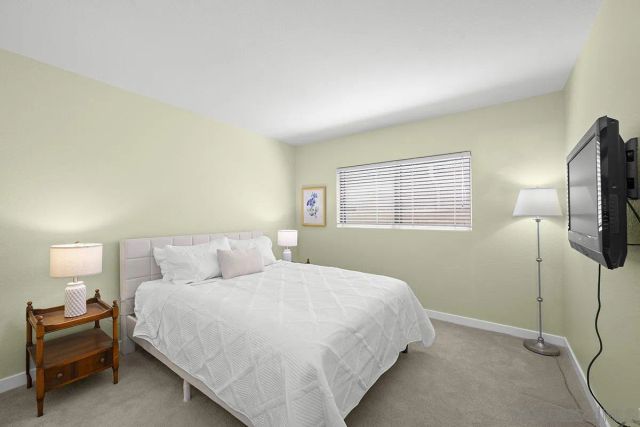 11821 Calle Parral, San Diego, CA 92128